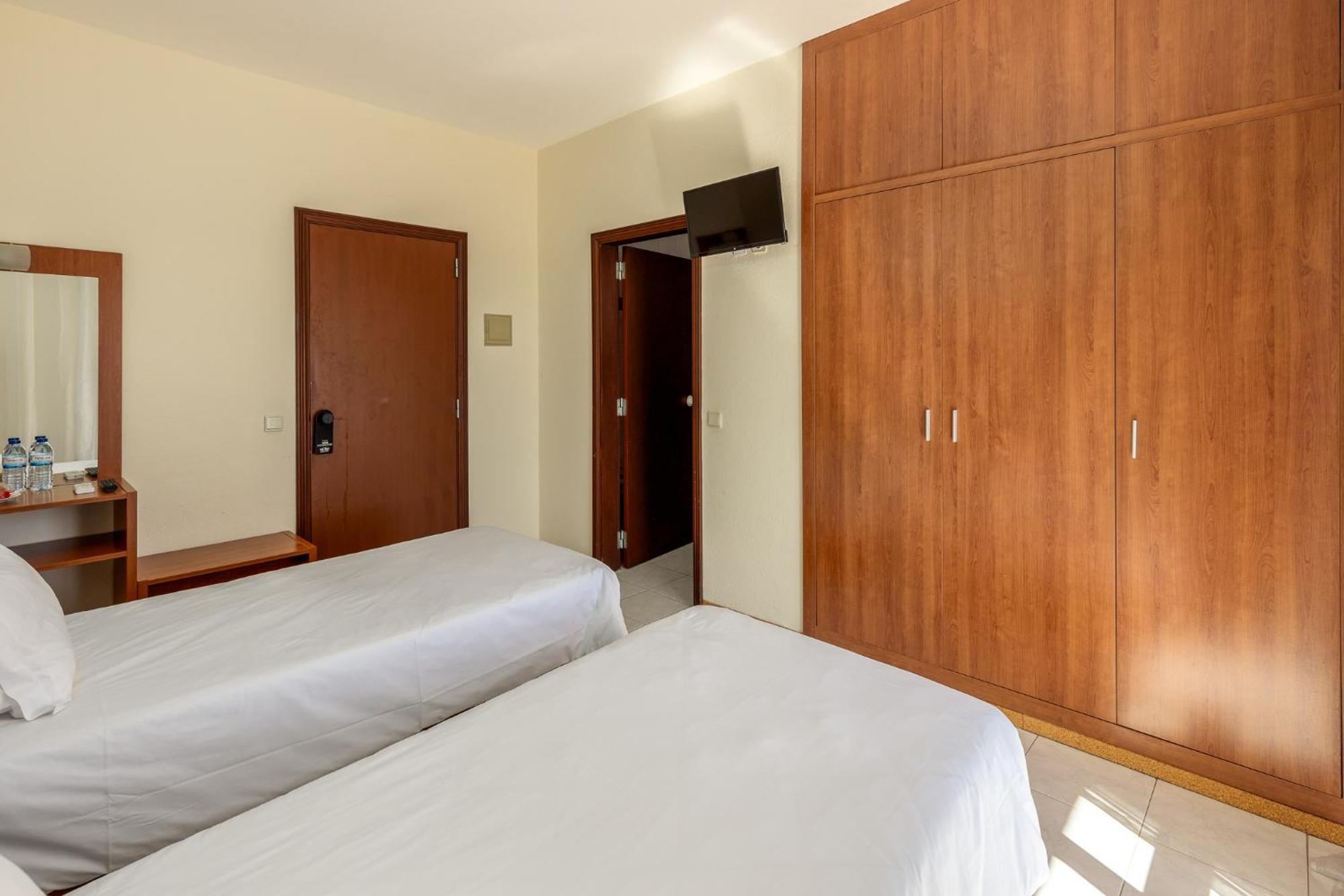 Hotel Bela Ria Olhao Bagian luar foto